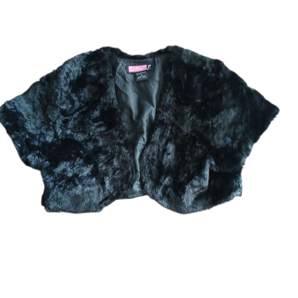 ๐Y2K Black Faux Fur Shrug
